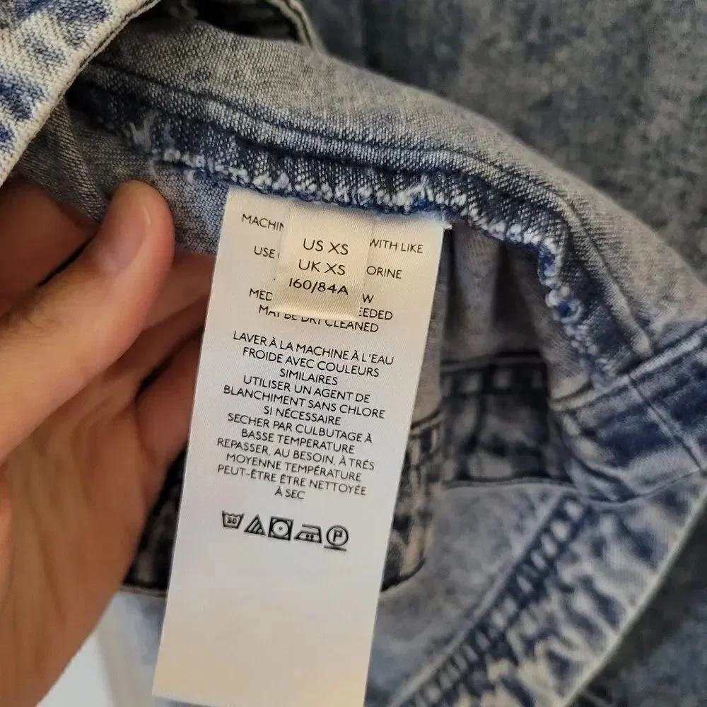 Free peopleCharlie Denim Bd Top in Lightest Indigo XS
